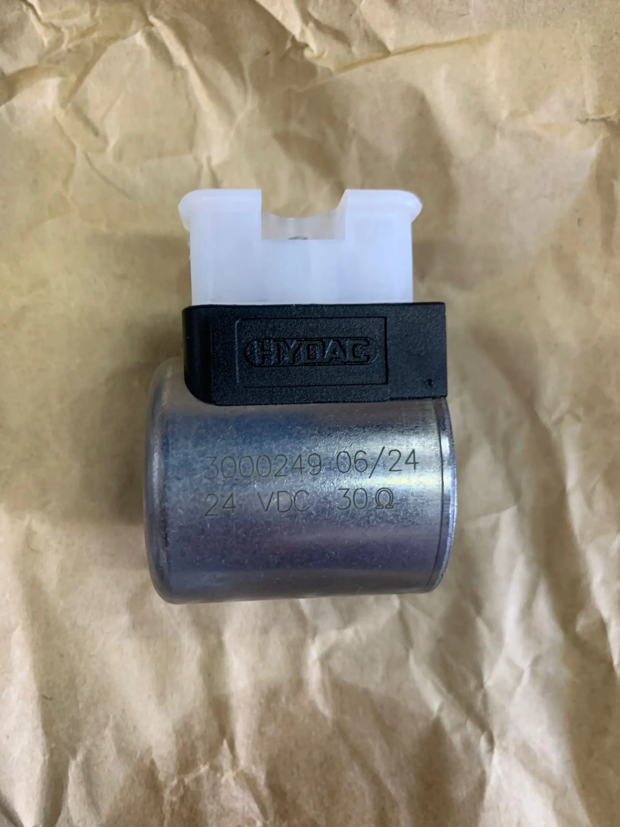 

3000249 Original Coil Genuine Competitive in Stock 24 VDC Price per piece