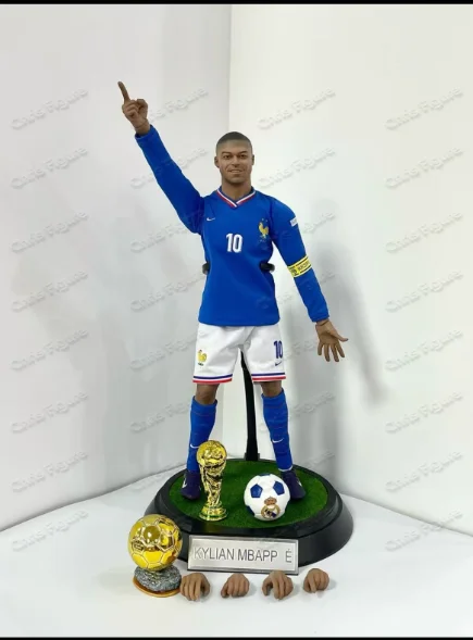 In Stock, 1/6 Scale Mbappé Action Figure, France National Team No.10 Jersey, Simulated Grass Base, Articulated Model