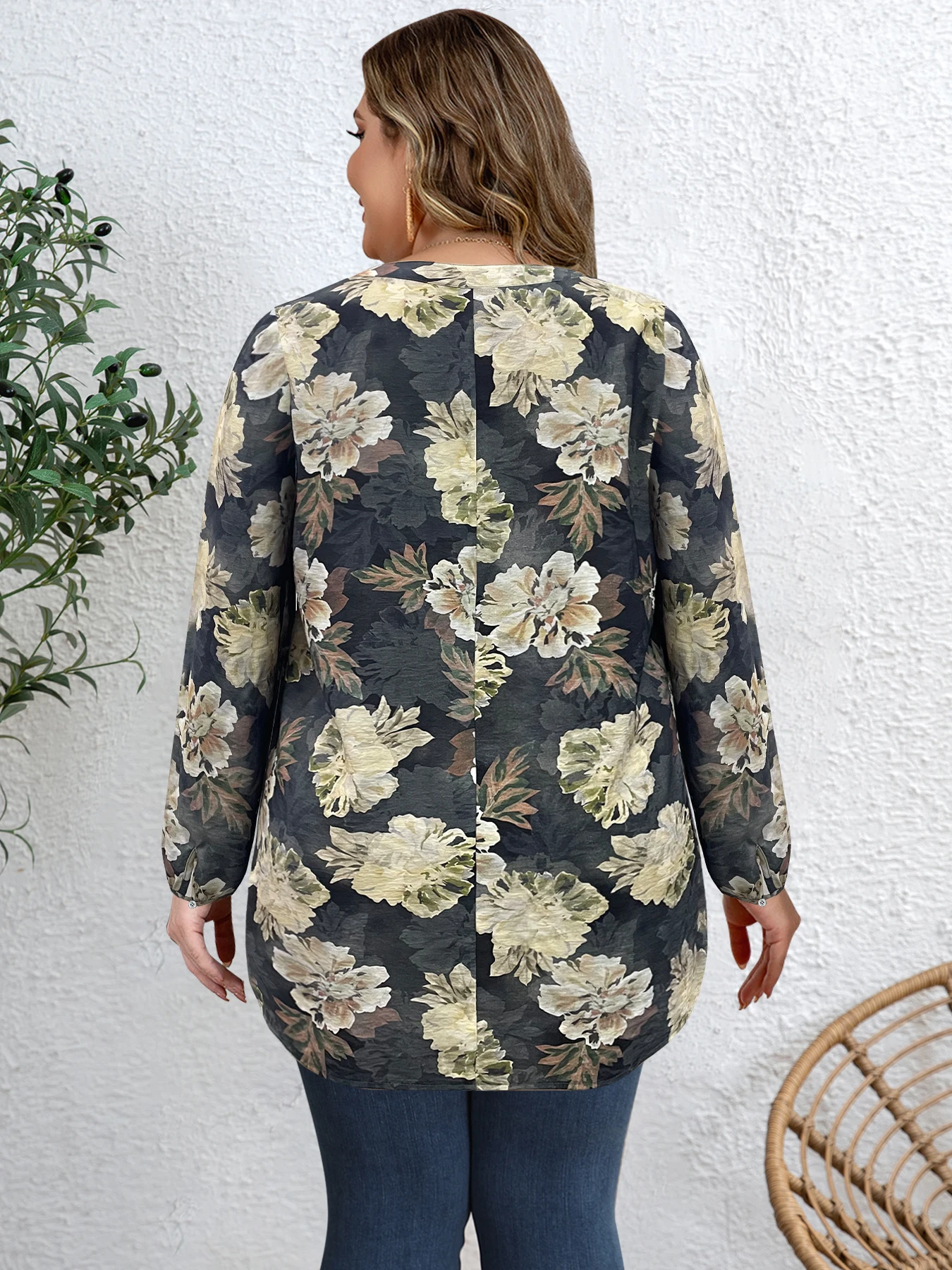 Plus size feminino vintage floral estampado decote em v abotoado manga comprida túnica top casual emagrecimento camisa diária