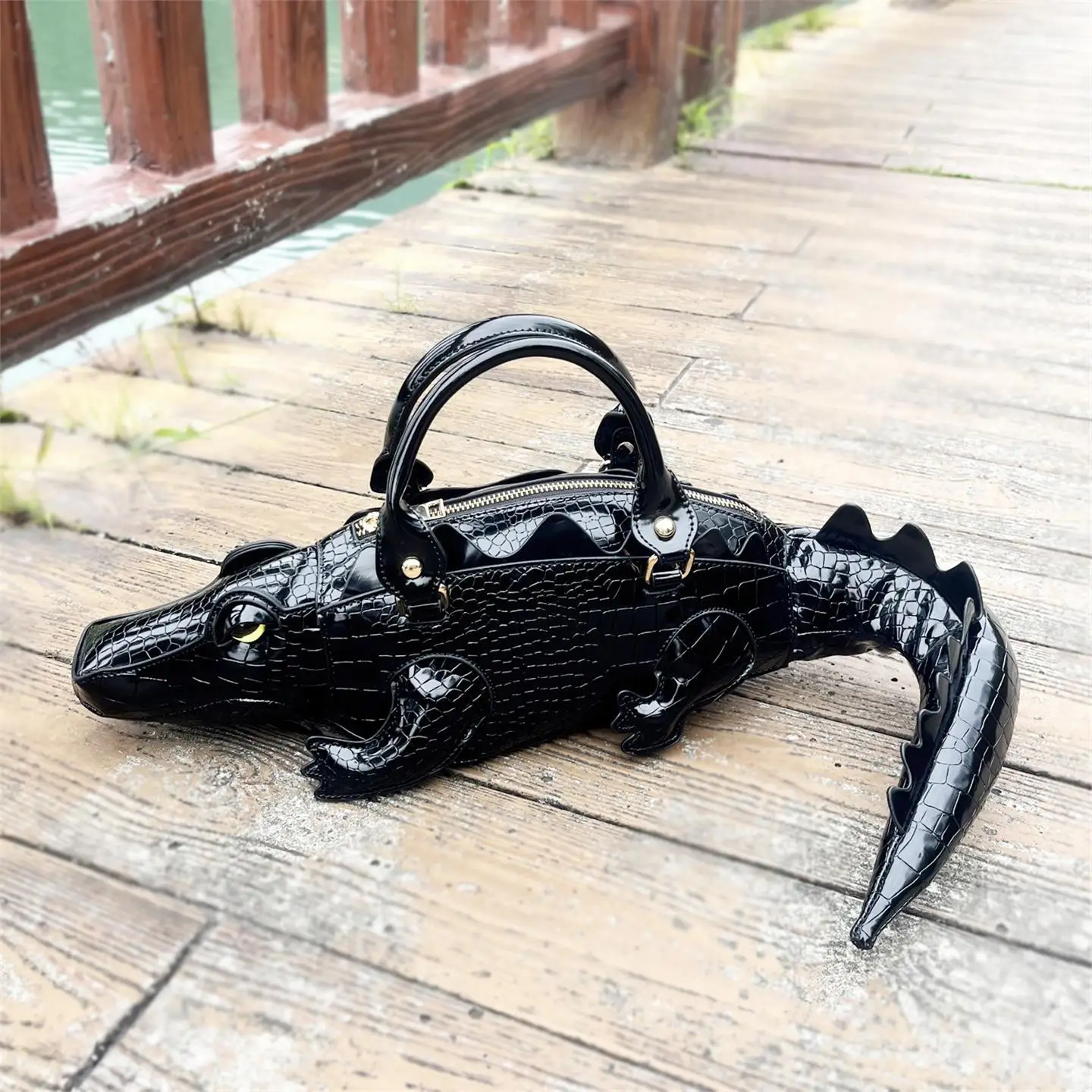 

Креативная женская сумка из крокодиловой кожи, сумка с наклонным крестом на одно плечо, новинка 2025, повседневная женская сумка простого дизайна