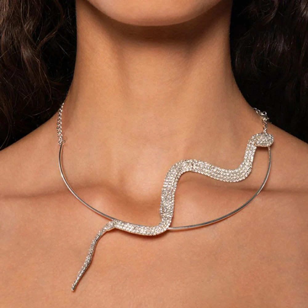Fashion Punk Snake Necklace Elegant for Women Luxury Decoration Rhinestone Collar Choker Necklace Holiday Party Jewelry Gifts