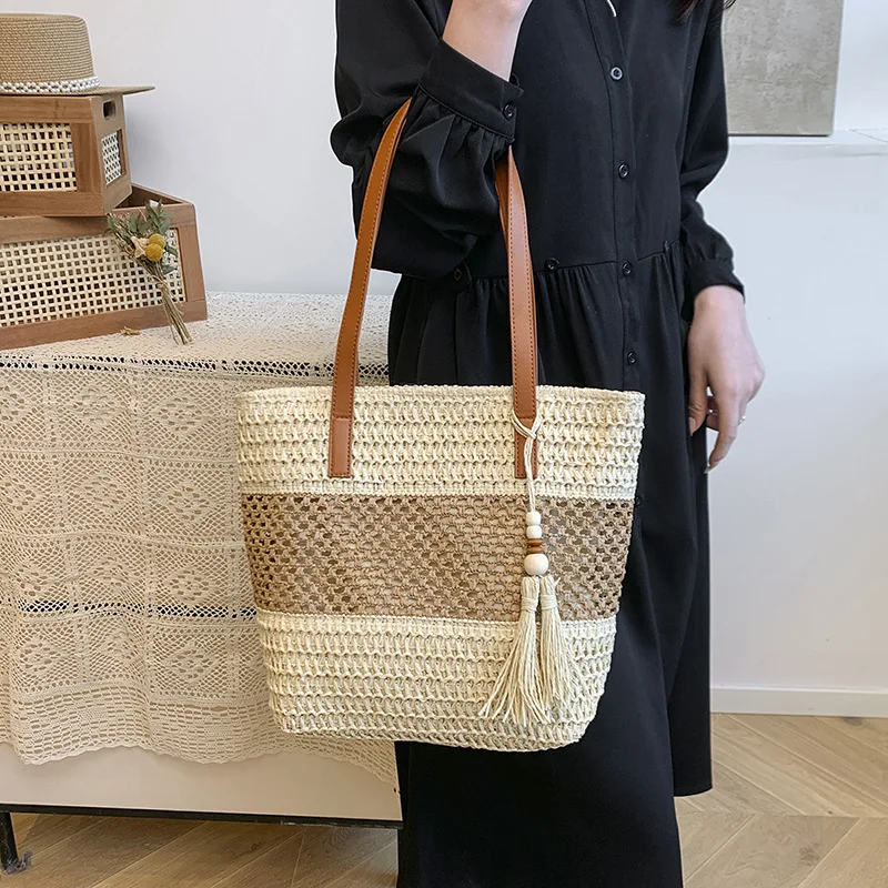 

Casual Holiday Women's Bucket Shoulder Bag Luxury Straw Woven Portable Large Capacity Handbag Summer Beach Bag Shopping Tote
