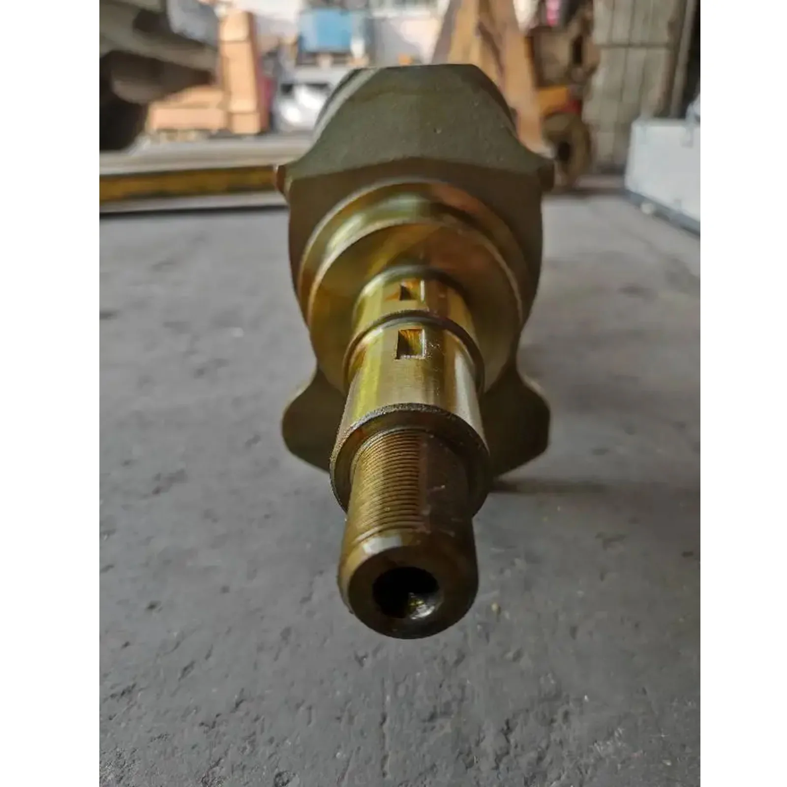 

Crankshaft MD187921 for Mitsubishi 4D32 Engine 6 Hole