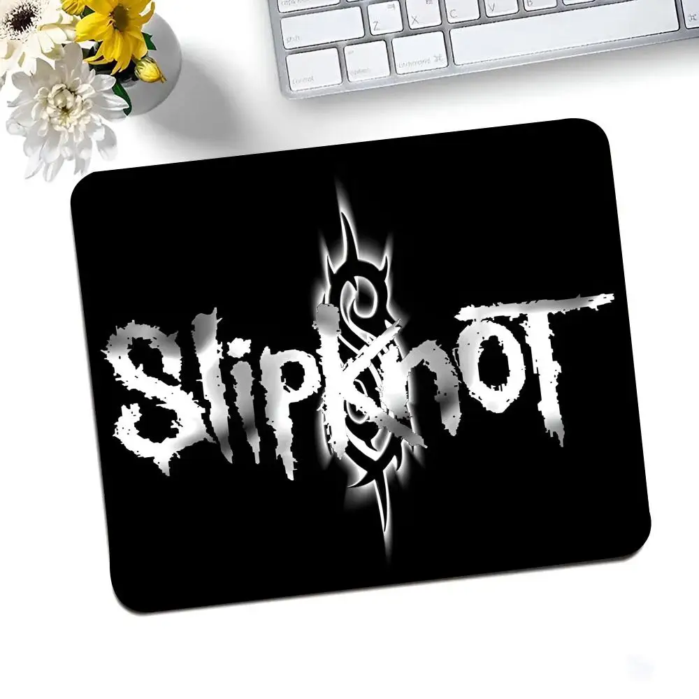 Slipknots-RockS Mouse Pad Ultrafine Surface Gaming Accessories Keyboard Pads Gamer Mouse Mat Rubber Desk Mat