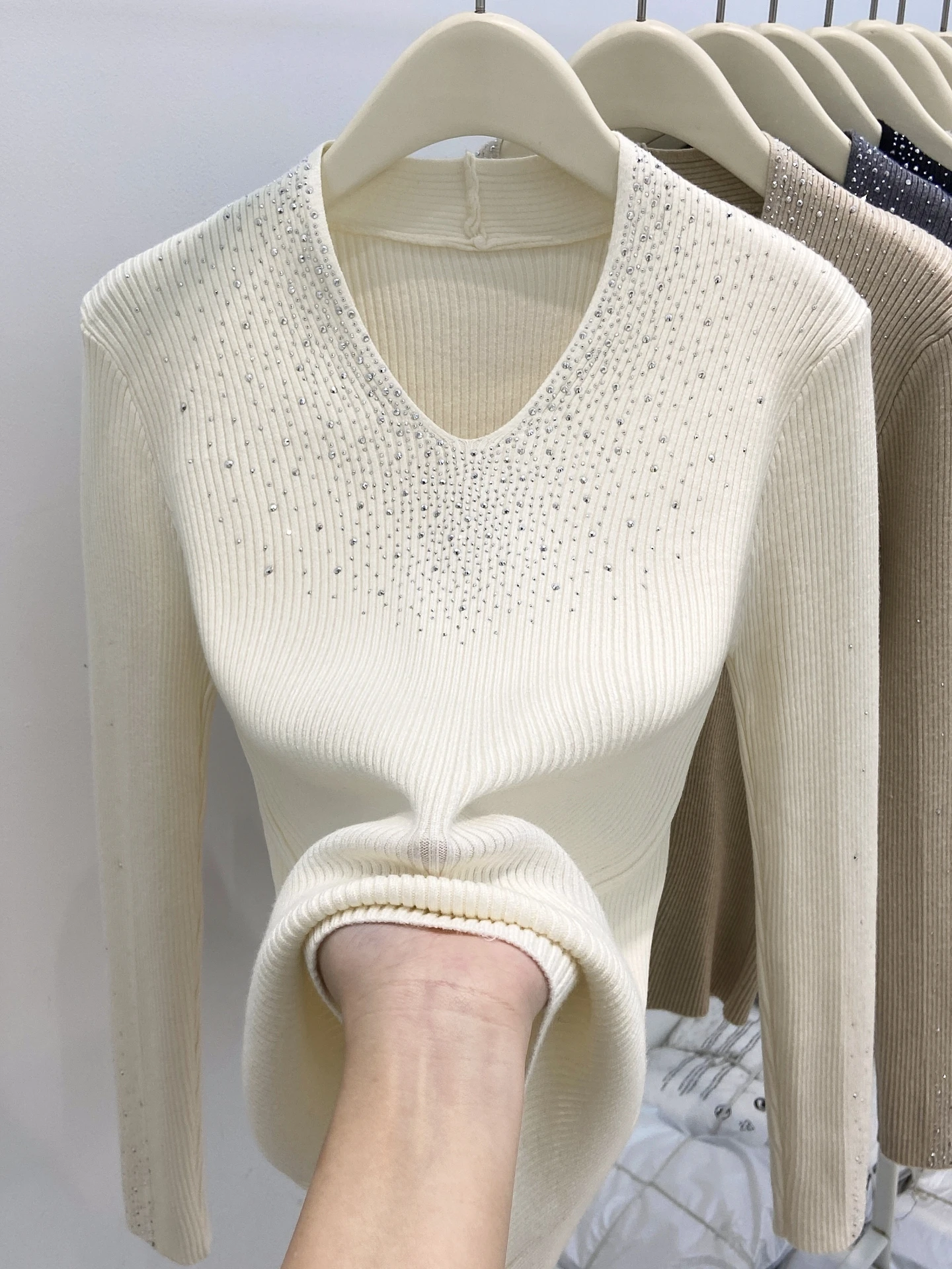 

Ele Long Sve V-Ne Knitwear Women's Slim Fit Base irt Winter New Sle Commute Faion Korean Sle Diamond Heating