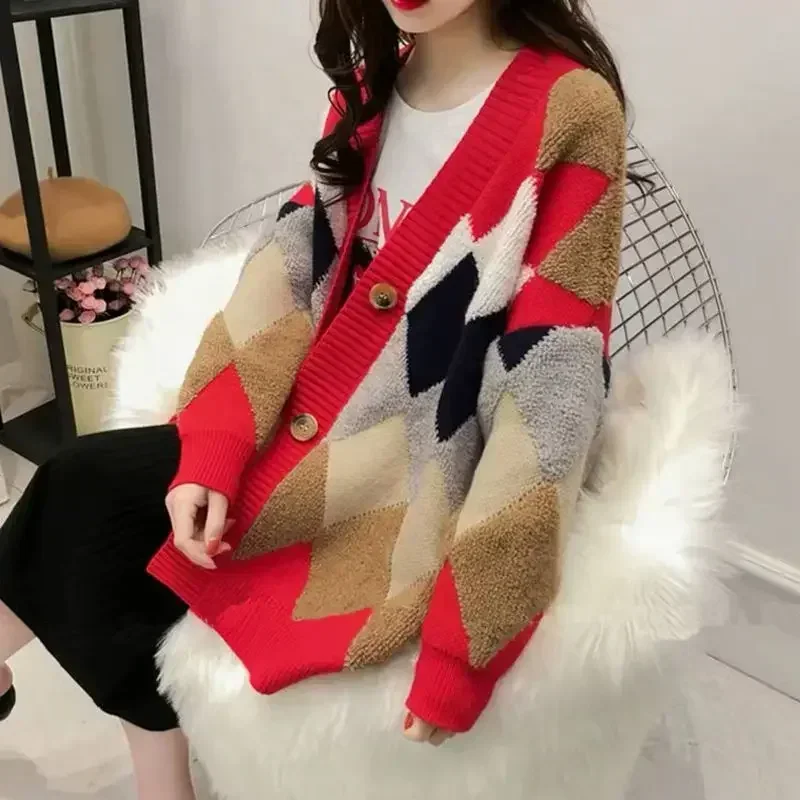 Women\'s Sweater Plaid Winter Button Knit Tops for Woman Beige Cardigan Warm Thermal Blouse Korean Style Sale Autumn 2024 Fashion