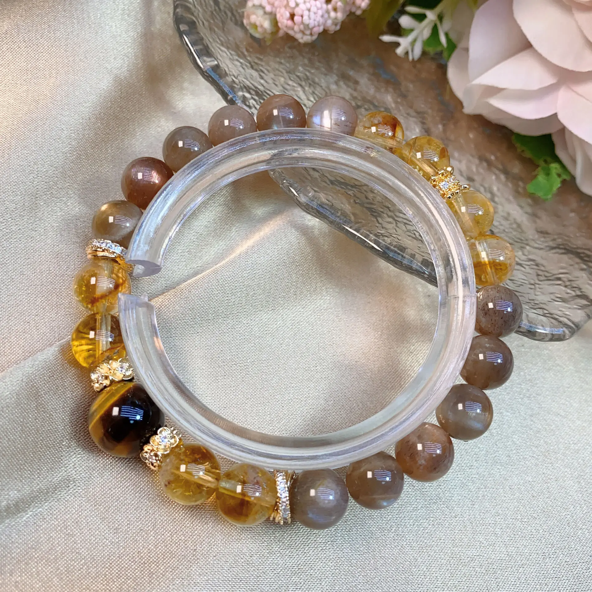 

Natural Ase Yellow Tajing Plus Milk Tea Backbone Tiger Eye Stone Light Luxury Fashion Women s Handstring W Lucky Hand String