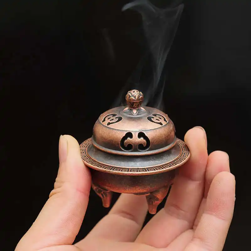 Chinese style treasure gathering incense burner, tripod line incense burner, Zen incense burner, indoor retro decoration