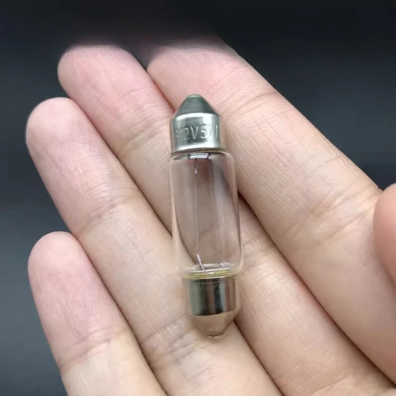 

2pcs For Volkswagen Tiguan Magotan CC Sagitar Reading Light License Plate Dual-Tip Bulb 12V 5W