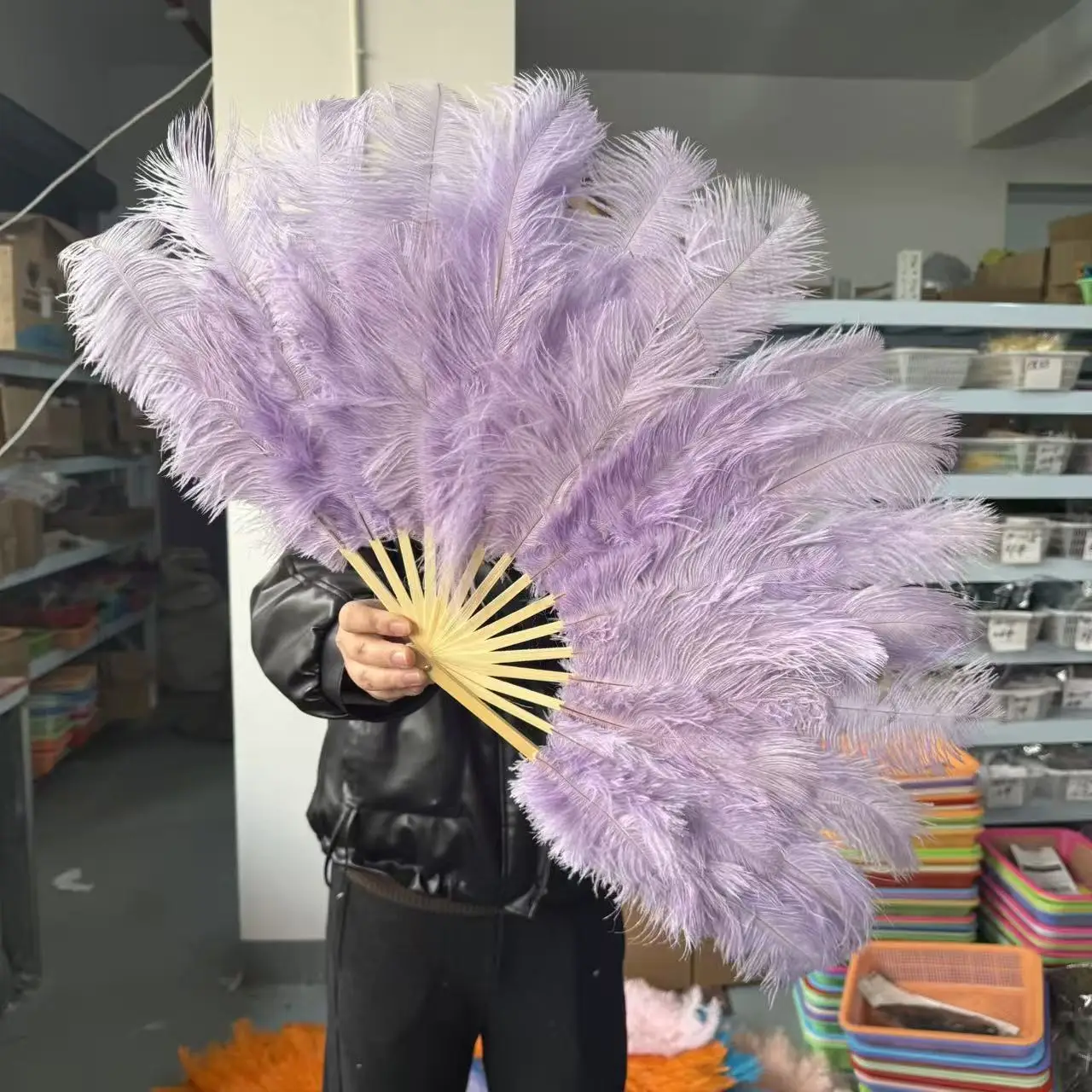Light Purple 70*40CM Big Fluffy Ostrich Feather Fans Feather Fan Party Carnival Dance Performance Hands Held Folding Fan 15 Bone