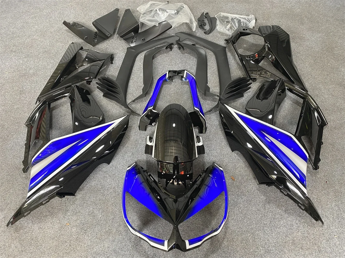 

For NINJA1000 Z1000SX 2010 2011 2012 2013 2014 2015 2016 Fairing Kit ABS Plastic Body Fairings Injection Bodywork