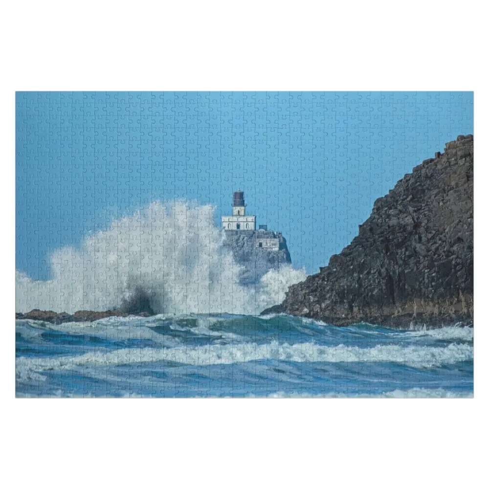 

Tillamook Rock Lighthouse, Oregon - Terrible Tilly Jigsaw Puzzle Wood Adults Anime Puzzle
