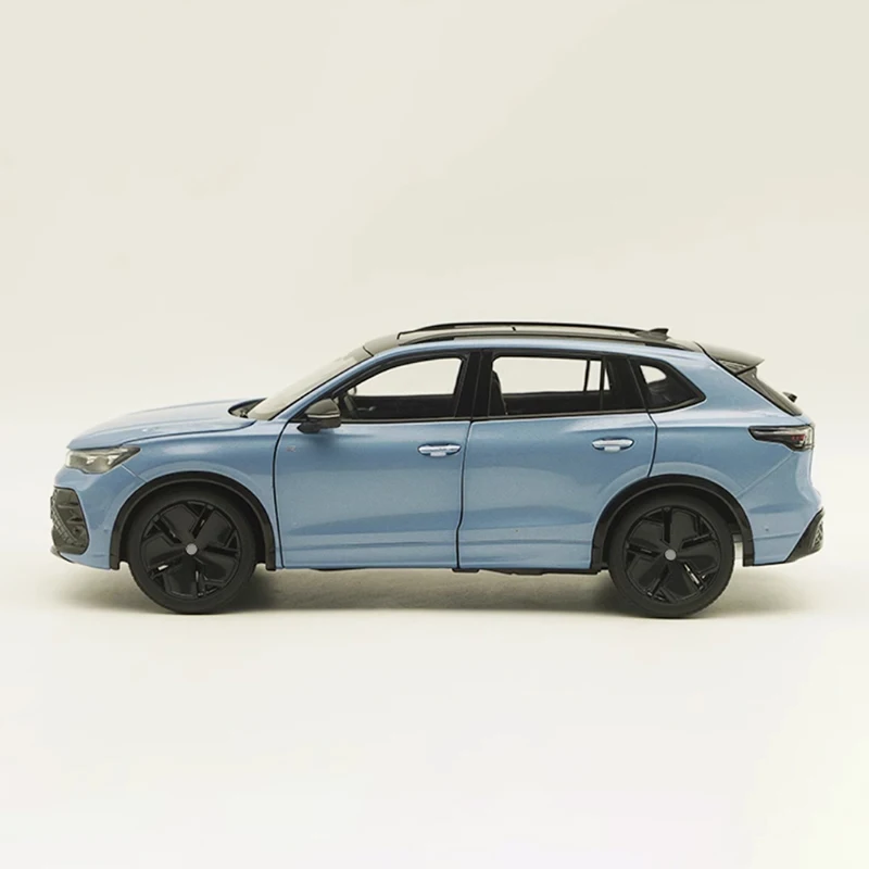 Diecast 1:18 Scale Original TIGUAN L Pro 2024 Alloy Car Model Finished Product Simulation Toy Gift Static Model Display