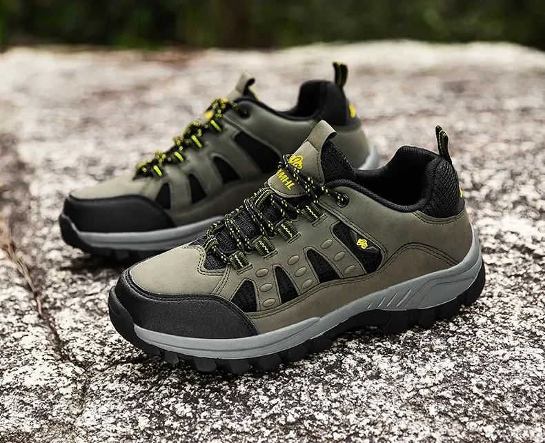 

Anti-slip, wear-resistant and breathable hiking shoes for men, outdoor casual hiking and mountaineering shoes of high quality