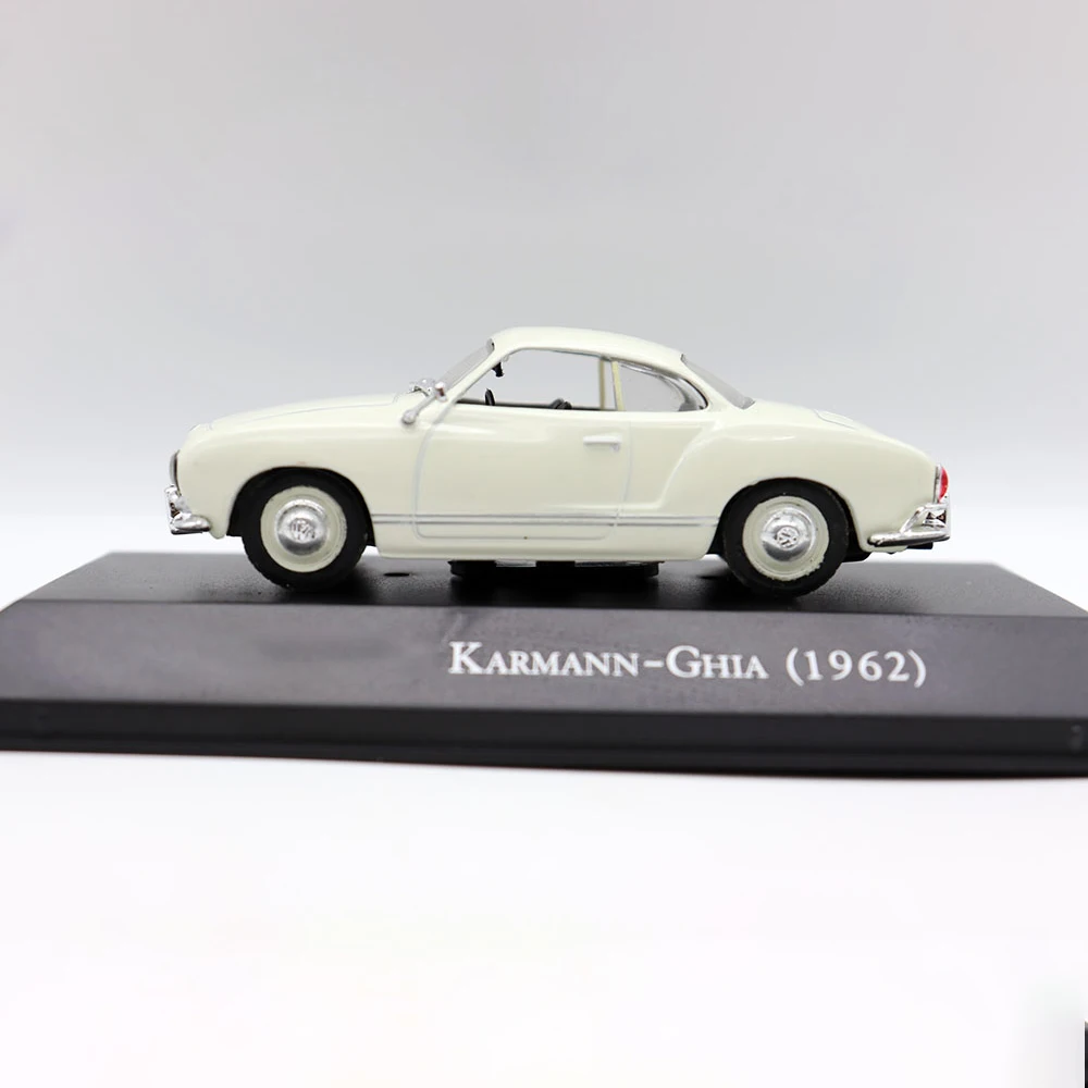 Flawed Spot Goods  1:43 Scale Simulation Alloy Karmann Ghia 1962 Car Model Fan Collection Commemorative Gift Static Ornament