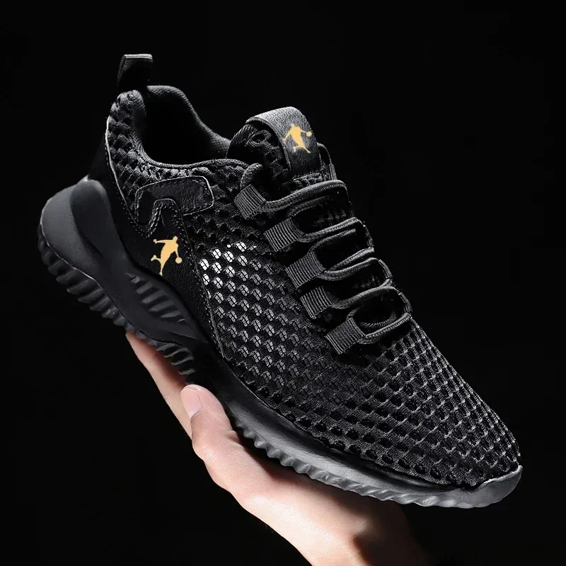 New Running Shoes Summer Lightweight Breathable Mesh Men\'s Sneakers Comfortable Outdoor Sports Walking Shoes Vulcanized Sneakers