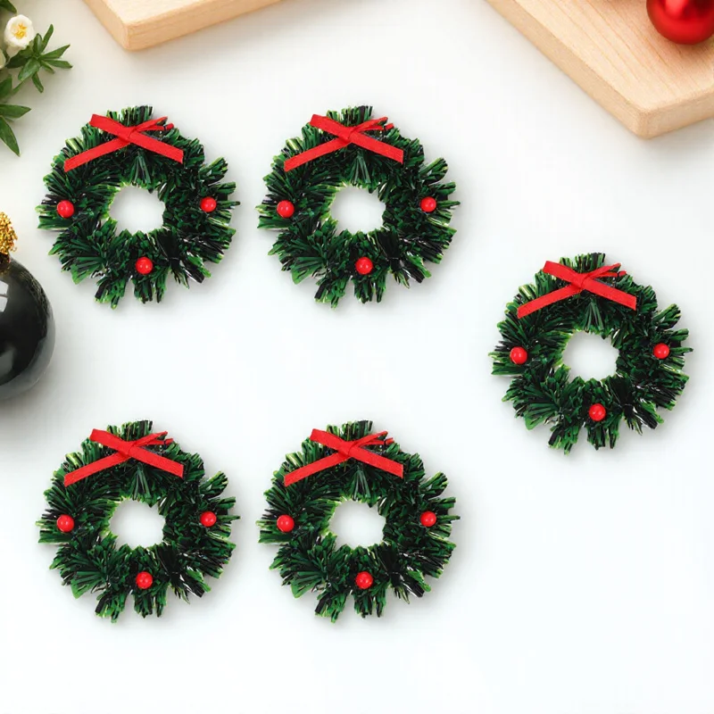 

5Pcs Miniature Christmas Wreath Decorative Plastic Xmas Mini Hanging Wreath for Mini Craft Holiday Festival Decoration