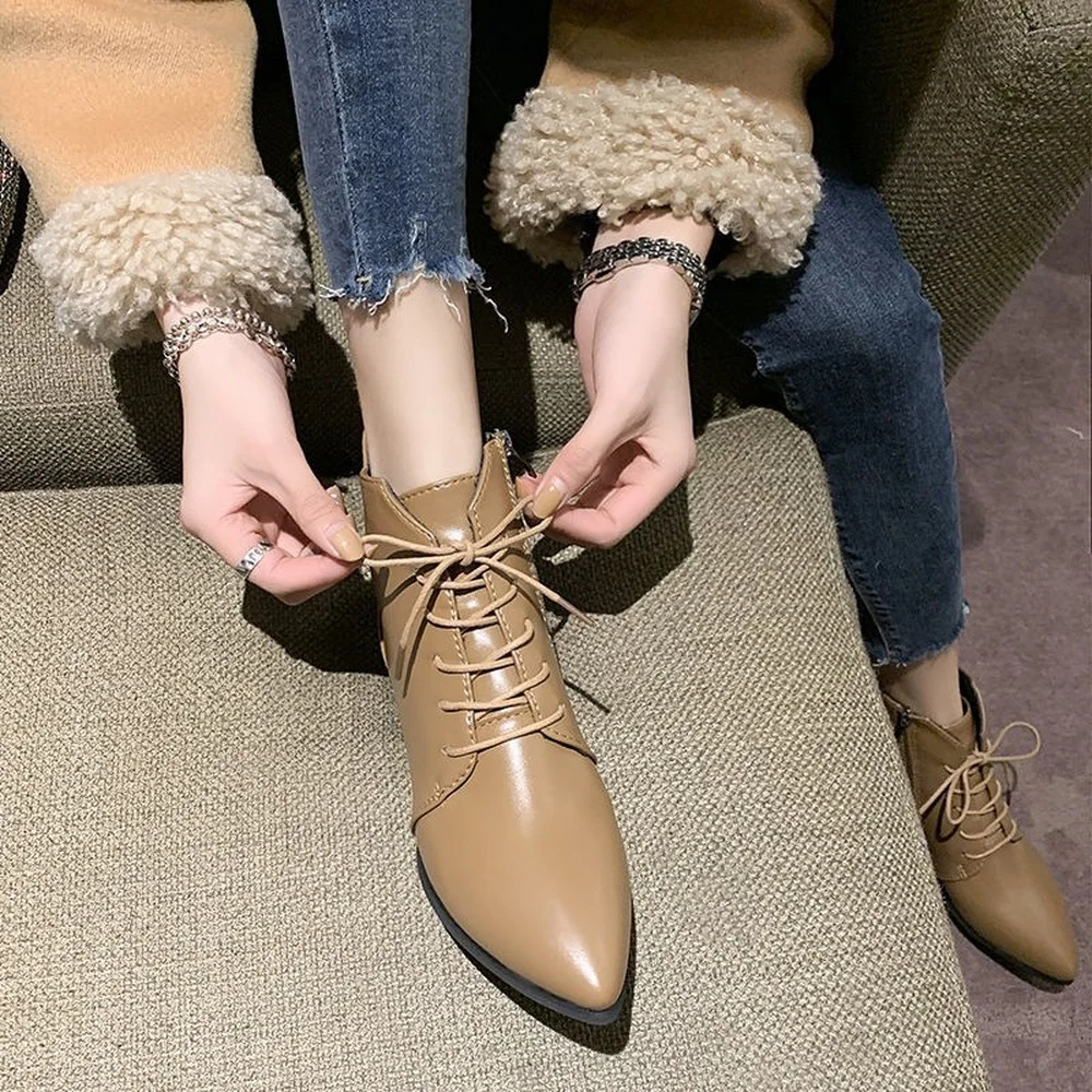 Pointed toe low-heeled ankle boots women\'s 2026autumn and winter thick heel fashion lace-up boots British style boots