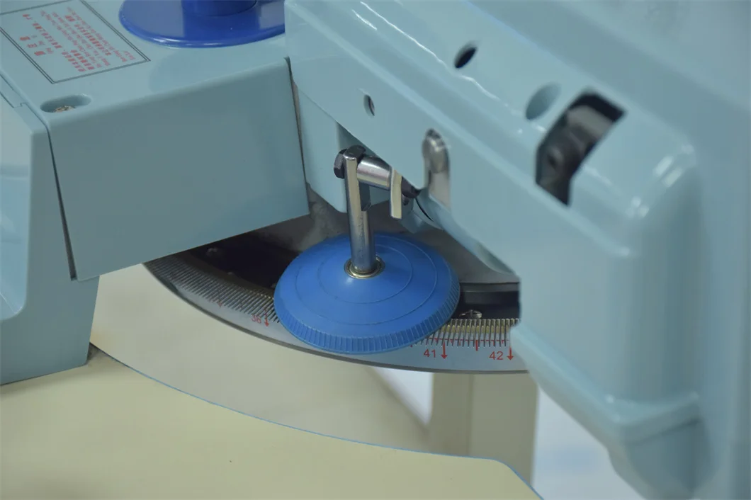 Automatic high-speed knitted sweater dialing machine