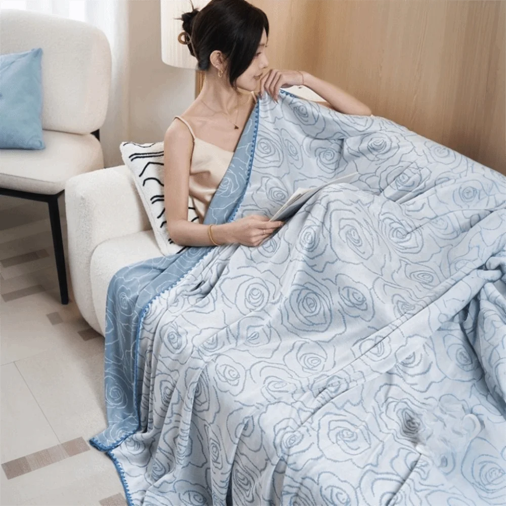 Double Side Flower Pattern Cool Feeling Summer Blanket Breathable Skin-friendly Air-conditioned Comforter Thin Smooth Texture