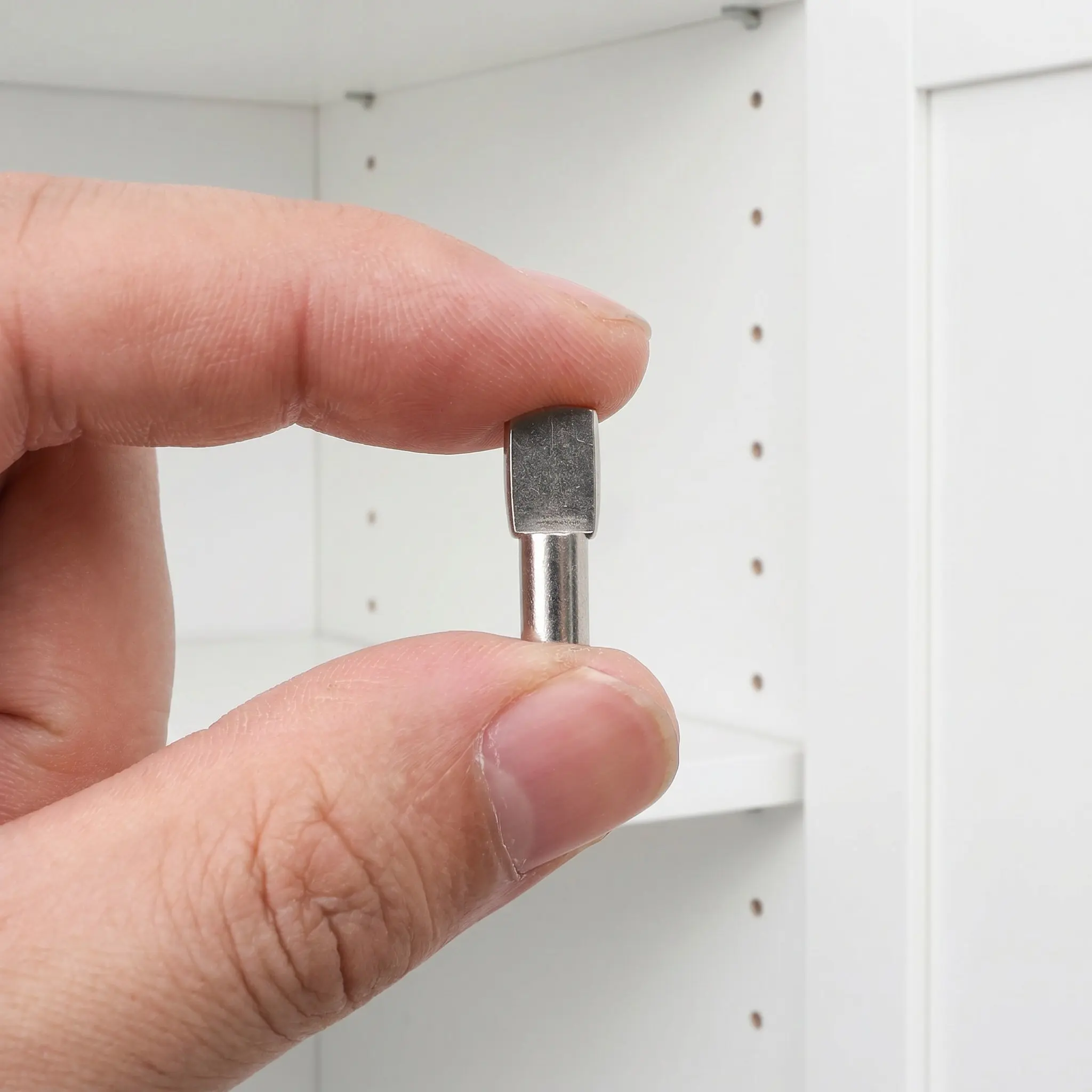 150Pcs Cabinet Shelf Fixing Pins Stable Loadbearing Shelf Pegs for Glass Wood Closet Shelves Organizer Shelves Holding Pins
