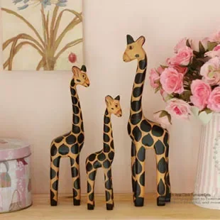 3 Pcs Sets Giraffe Ornaments Creative Home Decorations Nordic Log Wooden Animal Figurines A Family of Giraffes Crafts Gift