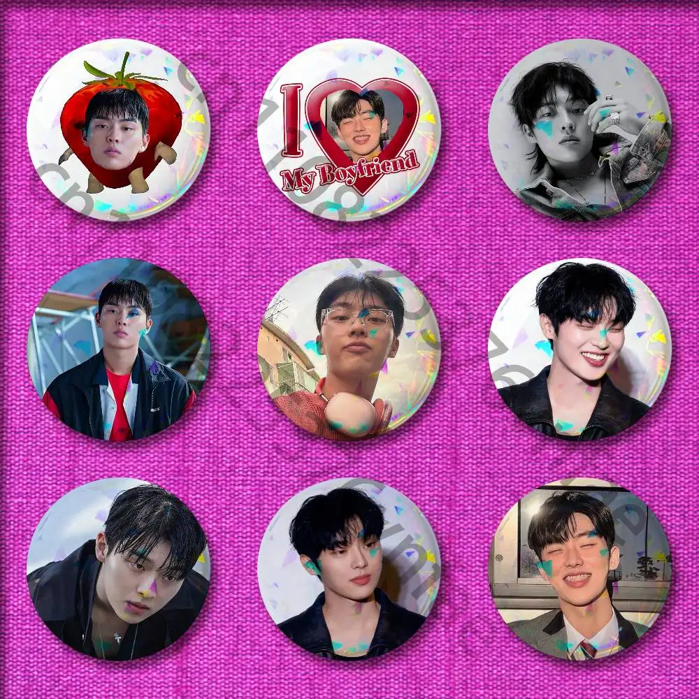 

Badge For 58mm 32mm 44mm 25mm 75mm Round Pin Brooch Insignia Cover Cosplay Korean Actor C-Choi Hyun Wook Case