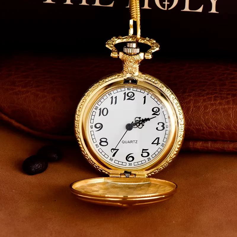 Winged Eagle pattern pocket watch Gold quartz pocket watch Vintage sweater chain waist chain hang watch Pocket watch