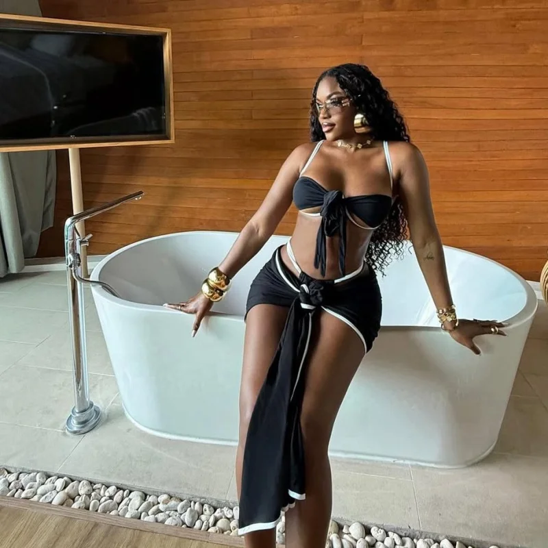 

2026New model of the year, sexy two-tone three-piece swimsuit with beach bow, hot-selling popular women's clothing