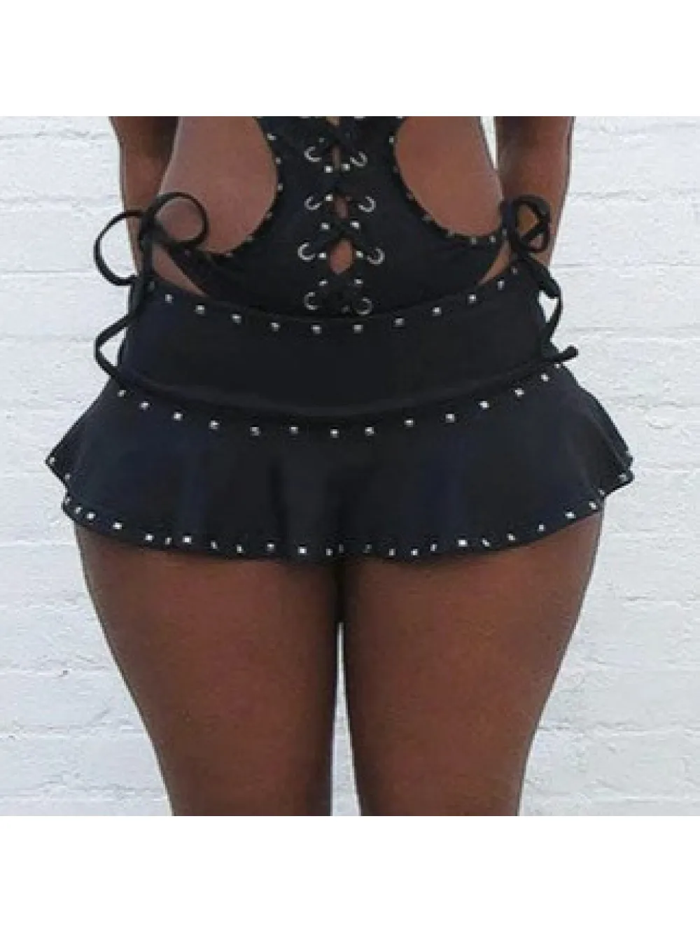 2026 New Summer Punk Hip Hop Rock Rivet Short Skirt, Wide Waist, Square Rivet, Spicy Girl, Street Trendy, Versatile, And Niche