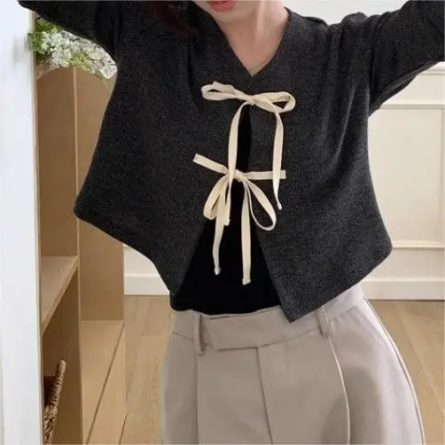 

Gentle Style Design Butterfly Tie Knit Cardigan Women's 2025 Autumn New Loose and Slimming Short Top