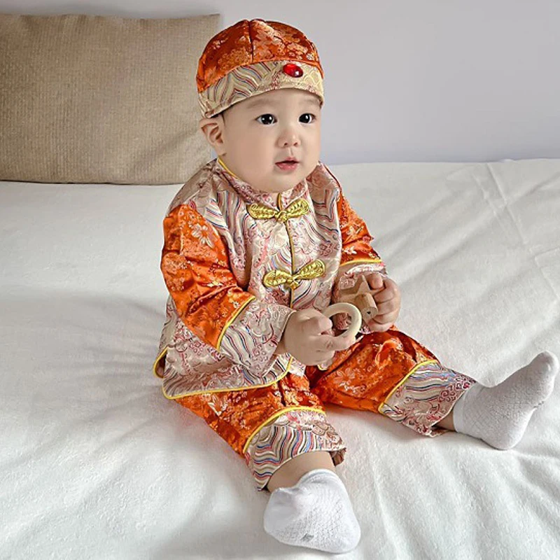 Kid Traditionellen Chinesischen Stil Stickerei Tops Hosen Hut Set Neue Jahr Geburtstag Baby Junge Hanfu Tang-anzug Oriental Mode Kleidung