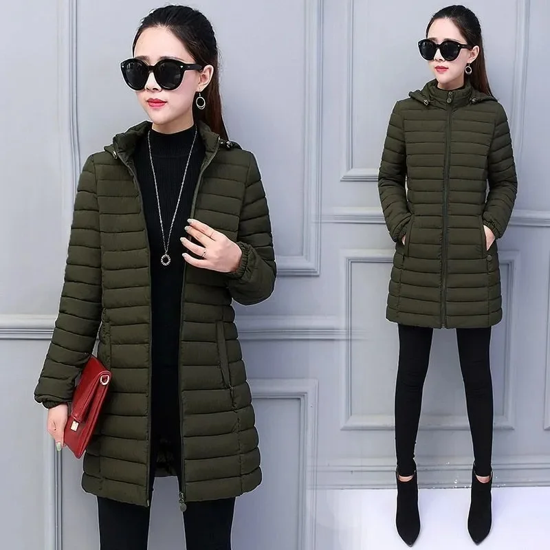 2025 Winter New Light Cotton-Padded Jacket Female Long Korean Down Coat Women Parkas Large Size Middle-Aged Mother Outwear Tops