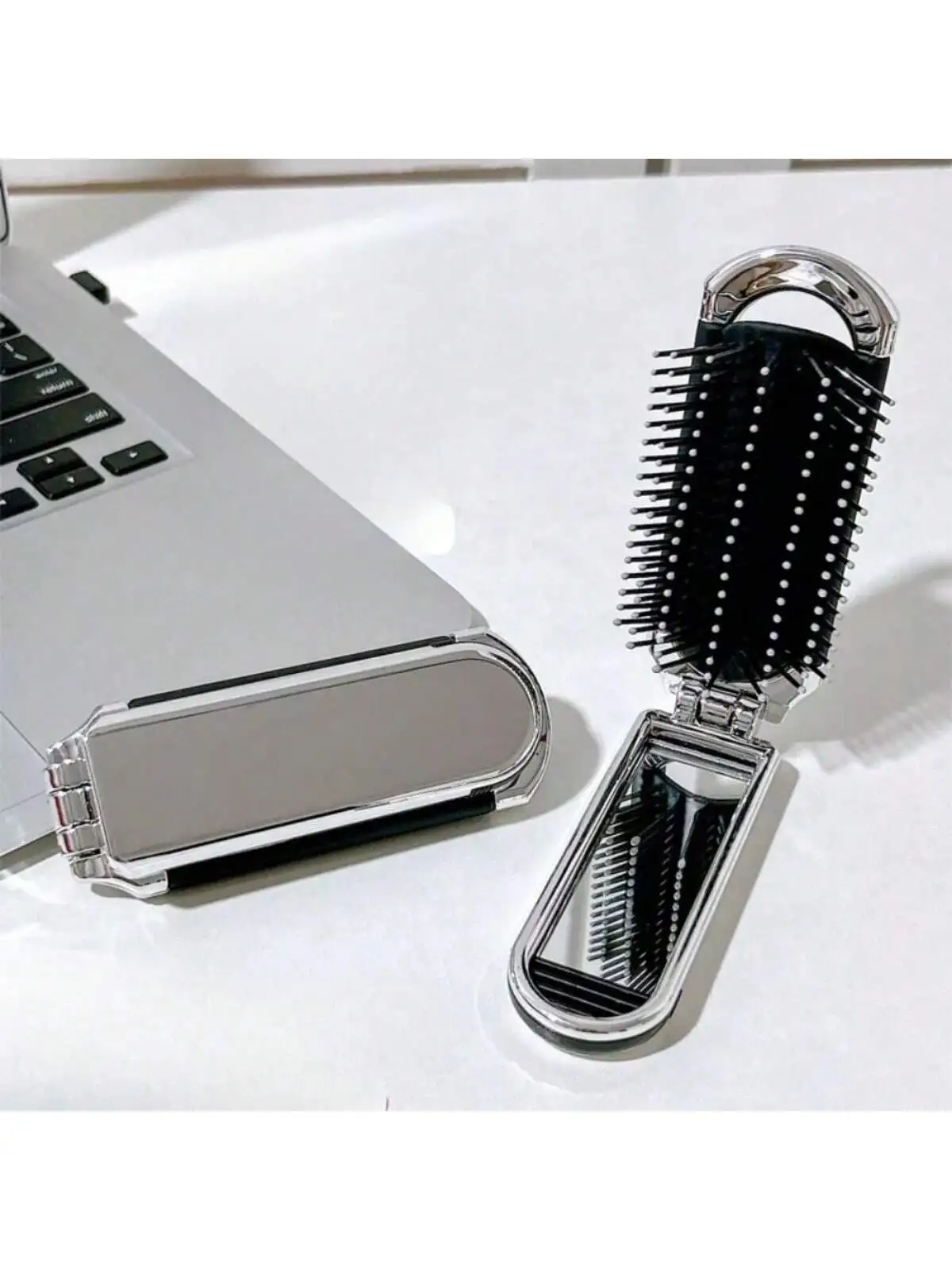 Portable Hair Brush with Air Cushion & Handheld Makeup Mirror, Compact Travel Comb for Women, Mini Detangling Hairbrush for Dail