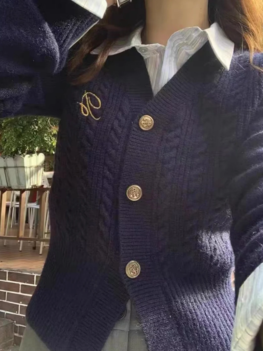 

Женский трикотажный кардиган с Вышивкой Букв, с V-образным вырезом и длинным рукавом