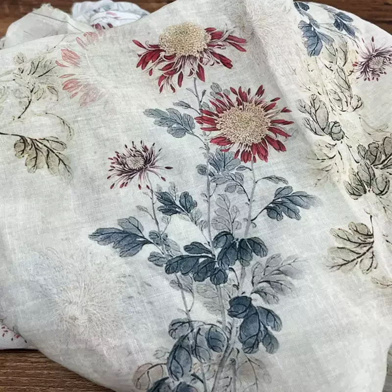 

100% ramie off white printed fabric, used for making clothing and DIY sewing fabrics