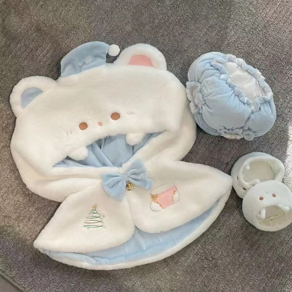 

Новый снежный кот 40 см, одежда для косплея, милая снежная детская хлопковая кукла, сидящий плащ, новый плащ