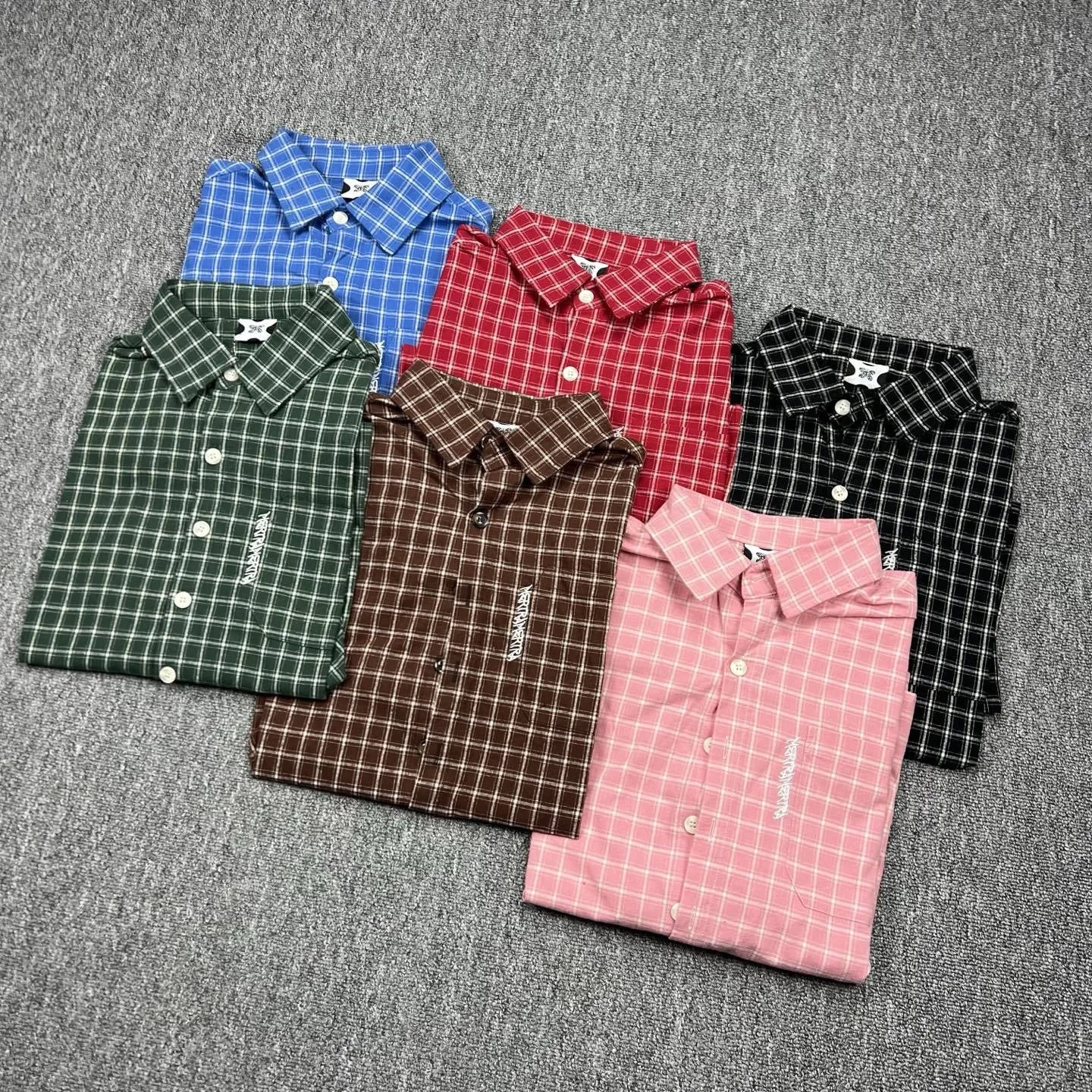 

Loose Fit Plaid Shirt with Embroidered Letters Street Style Casual Summer New Arrival for Men American Style round Neck Short...
