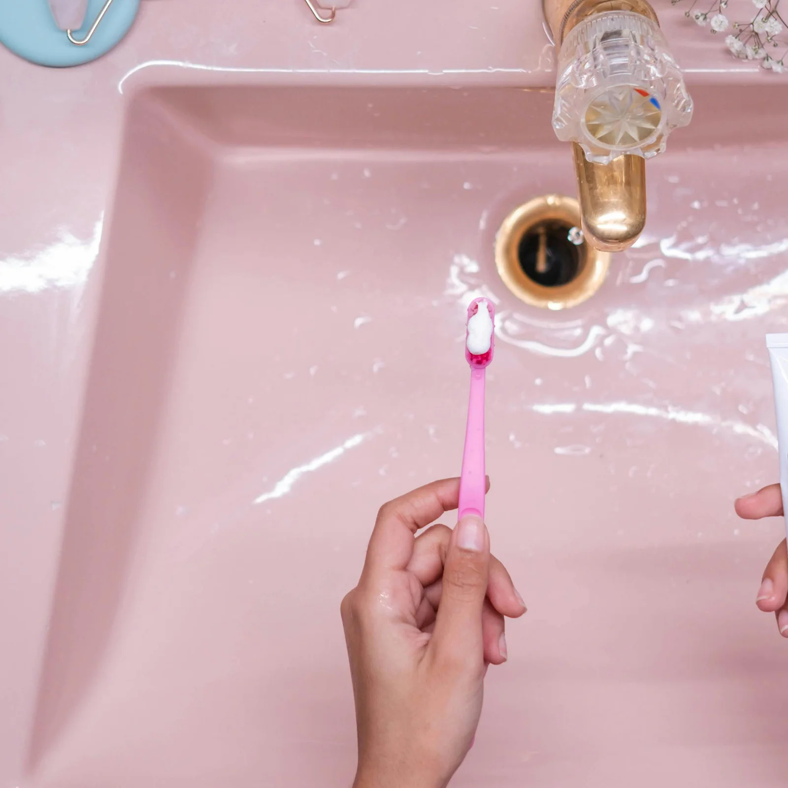 

12Pcs Nano Toothbrush Soft Bristles Large Head Manual Toothbrush for Adults Sensitive Gums Orthodontic Portable Travel Use