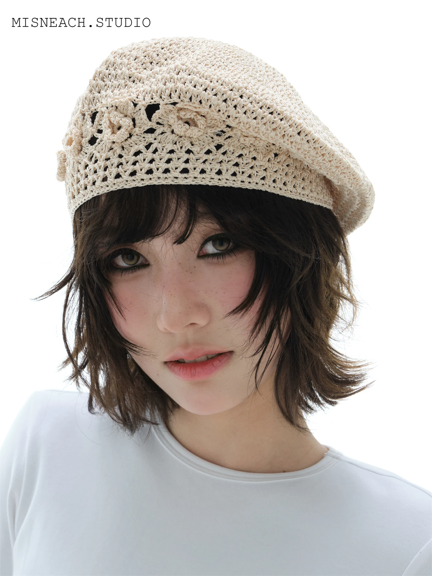 

Handmade Japanese Style Beret Hat Women's Paper Grass Fashionable Hollow out Painter Cap Summer Buds Hat Breathable round Top