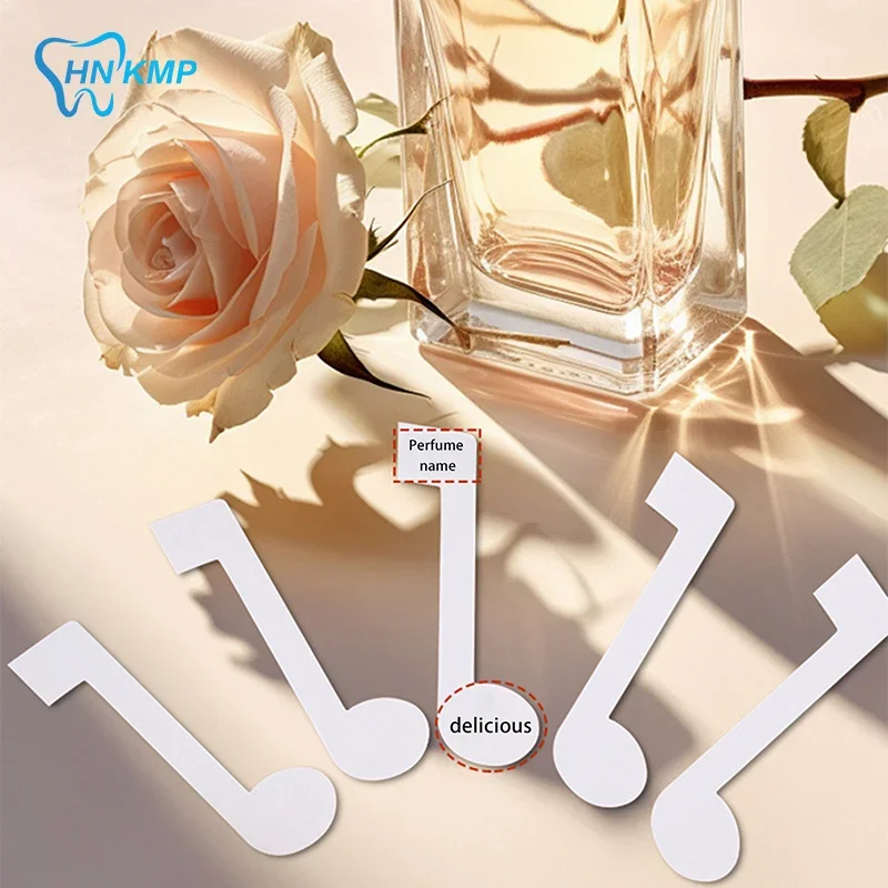 100 pz Nota Forma Nastro Aromaterapia Fragranza Profumo Oli Essenziali Tester di Prova Strisce di Carta Vestito Profumato Diffuso Stick