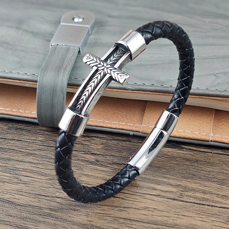 

Simple Leather Bracelet Cross Popular Carved with Wheat Ear Pattern Men's Bracelet for Men Stainless Steel Clasp Jewelry Gift