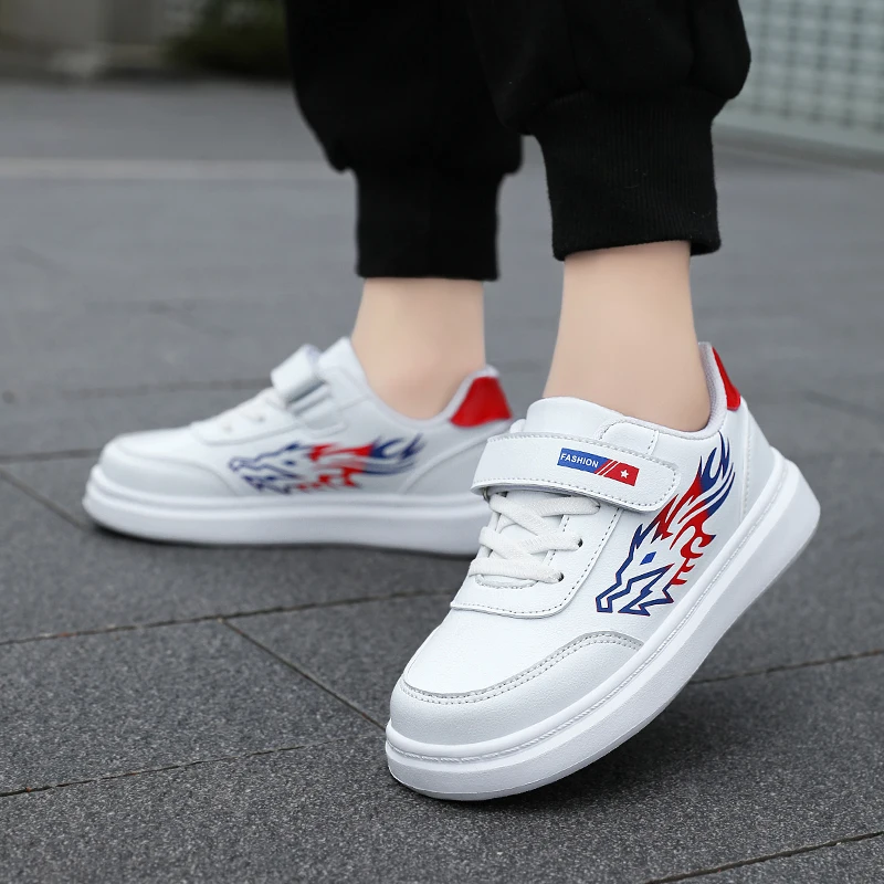 New Low Cut Lightweight Children Sports Shoes Autumn Support Balance Running Shoes Outdoor Anti Slip Wear resistant Casual Shoes