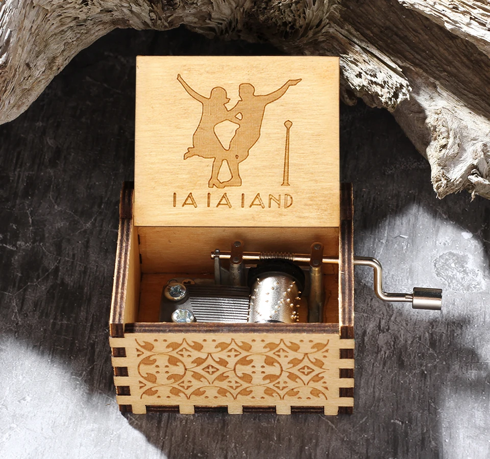 Hotsale العتيقة منحوتة خشبية كرنك اليد صندوق تشغيل الموسيقى LA LA LAND صندوق تشغيل الموسيقى الشكل عيد الميلاد هدية عيد ميلاد #3