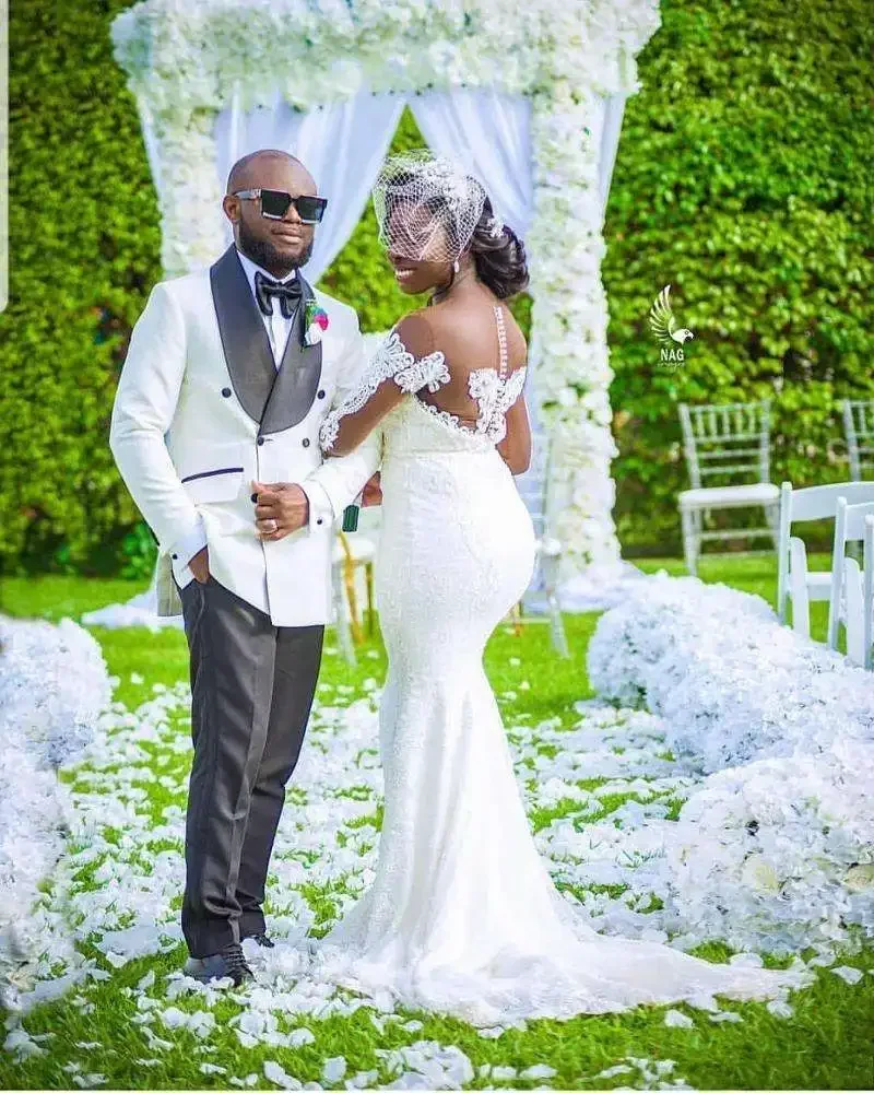 Maßgeschneiderte Meerjungfrau Sexy Brautkleider Spitze Perlen Sheer Neck Brautkleider Lange Ärmel Vintage Maßgeschneidert