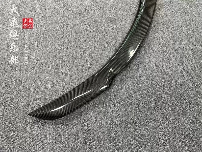 

Suitable for Infiniti FX35, FX37, FX45 carbon fiber rear wing, mid wing, and QX70 modification fixed spoiler body kit