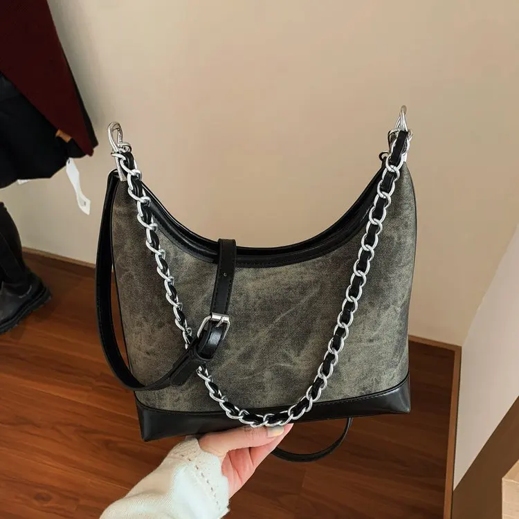 

2025 Big Capacity Work Tote for Professionals, Spacious Laptop Bag Multi-functional Quilted Crossbody, Lightweight Commuter Bag