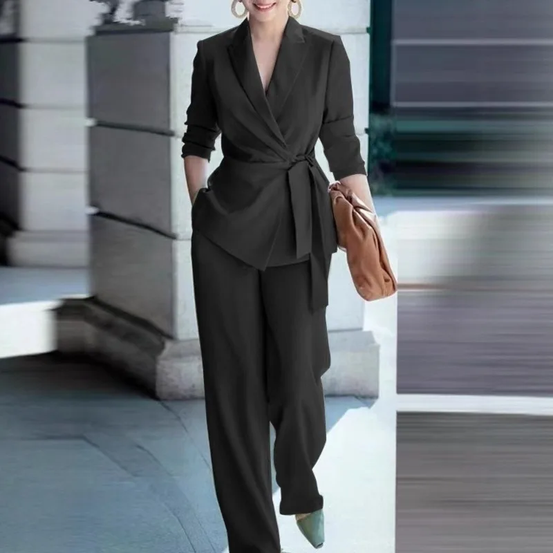 The Autumn New Stylish and Elegant Women's Casual Solid-color Suit. Top and Trousers Two-piece Set. Exudes A Unique Charm Style.