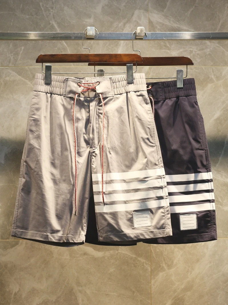 

Высококачественные нейлоновые быстросохнущие шорты с четырьмя полосками для мужчин и женщин, летние, для пляжного спорта, модные, прямого кроя, со средней посадкой на талии