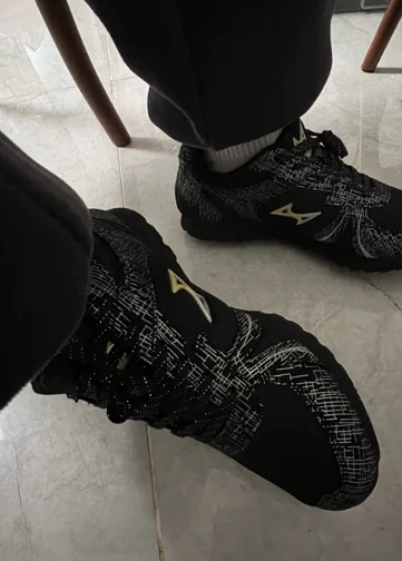 

Мужская обувь 2025: Уличные повседневные спортивные туфли, удобные, легкие, на плоской подошве, большие размеры, для ходьбы и спорта